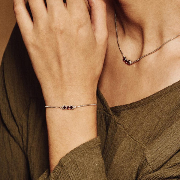 model wearing San Shi Garnet Bracelet Sterling Silver - Tsai x Tsai | Luxury Gemstone Jewellery Gift